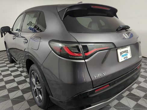 Certified 2024 Honda HR-V EX-L image 2