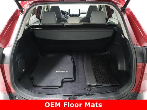 Used 2023 Toyota RAV4 XLE Premium image 34