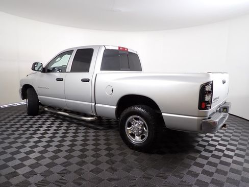 Used 2004 Dodge Ram 3500 Truck SLT w/ Trailer Tow Group RWD image 8