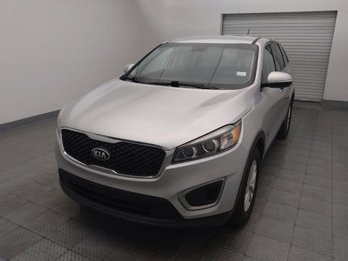 Used 2016 Kia Sorento L image 15