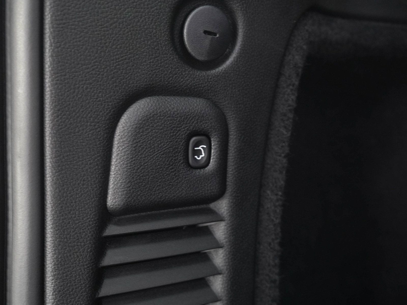 Used 2024 Dodge Durango R/T AWD/4WD image 11