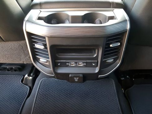 Used 2024 RAM 2500 Laramie w/ Night Edition image 22