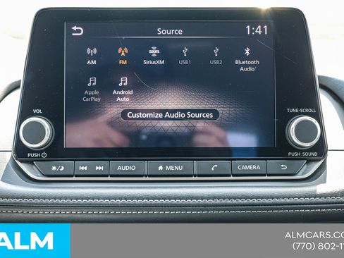 Used 2025 Nissan Rogue SV image 30