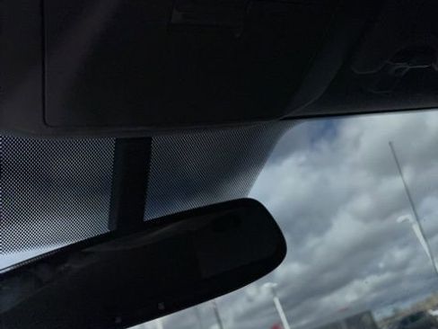 Used 2013 Toyota Tundra 4x4 CrewMax w/ Tow Pkg image 20