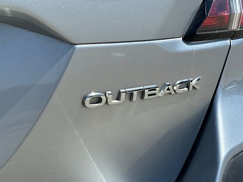 Used 2020 Subaru Outback Premium w/ Popular Package #1 AWD/4WD image 13