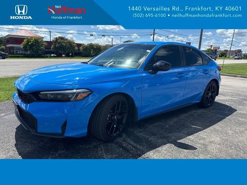 Used 2025 Honda Civic Sport image 1
