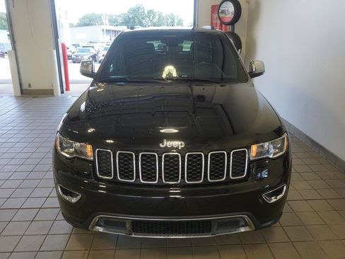 Used 2019 Jeep Grand Cherokee Limited AWD/4WD image 16