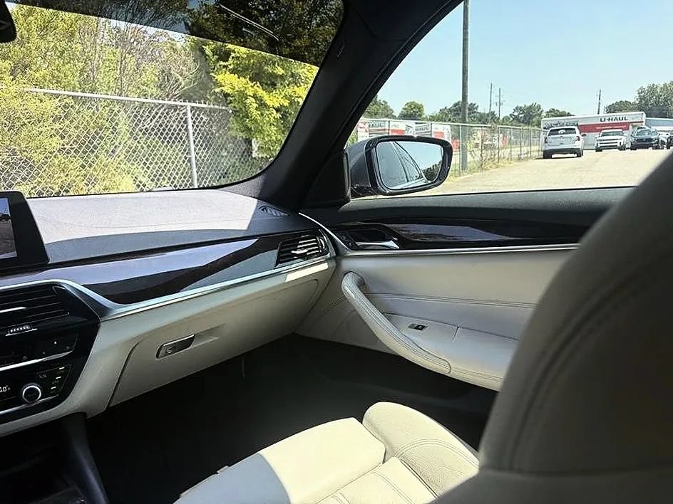 Used 2017 BMW 530i RWD image 38
