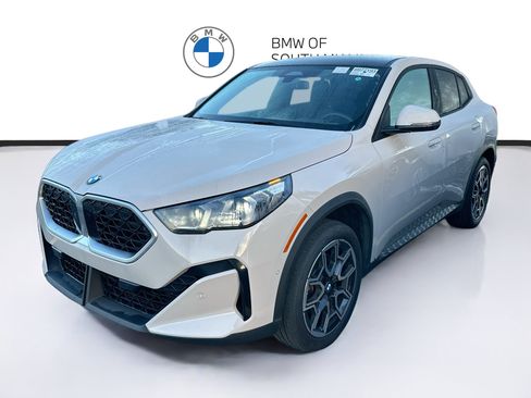 Used 2026 BMW X2 xDrive28i AWD/4WD image 3
