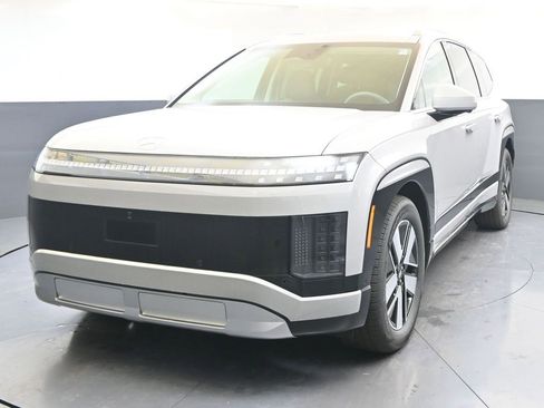 New 2026 Hyundai Ioniq 9 SEL image 1