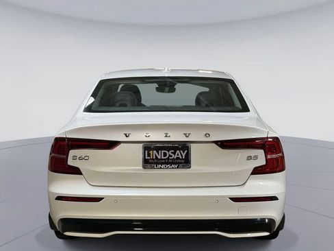 Used 2024 Volvo S60 B5 Plus w/ Climate Package FWD image 11