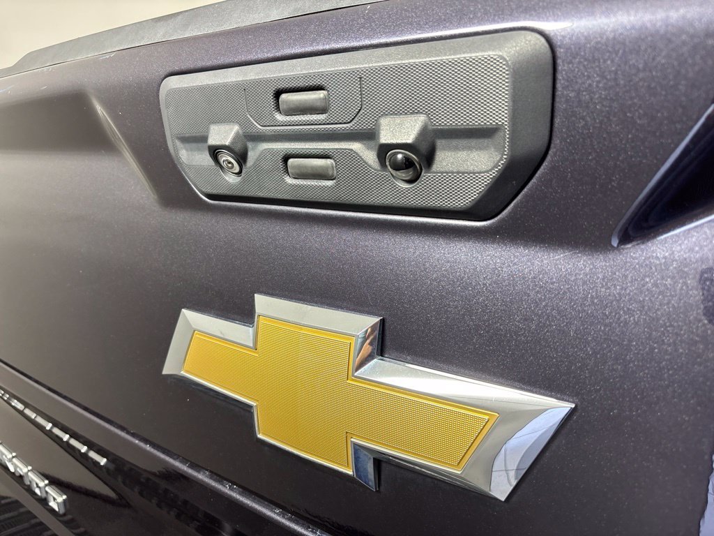 Certified 2023 Chevrolet Silverado 1500 LTZ w/ LTZ Premium Package AWD/4WD image 15