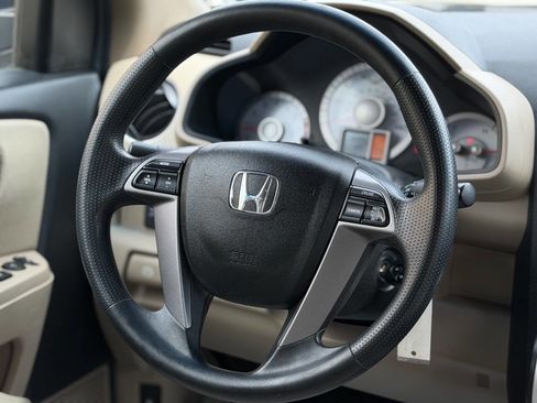 Used 2011 Honda Pilot EX image 11