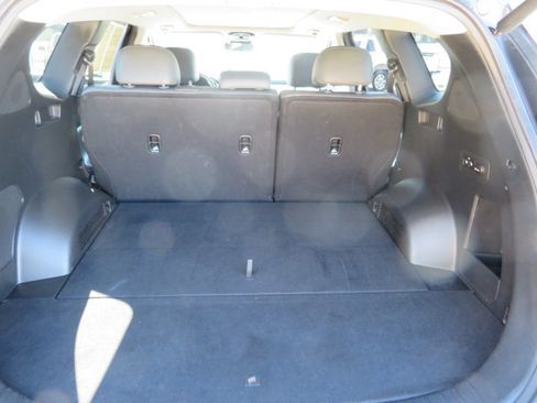 Used 2023 Hyundai Santa Fe SEL w/ Premium Package image 14