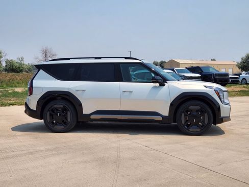 New 2026 Kia EV9 GT-Line AWD/4WD image 2