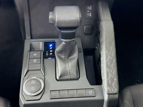 Used 2025 Toyota Tacoma SR5 image 24