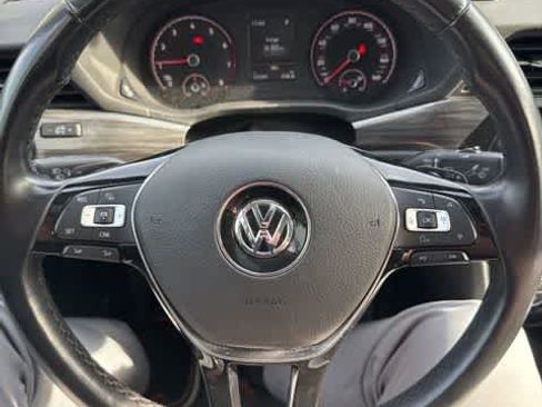 Used 2020 Volkswagen Passat 2.0T R-Line image 14