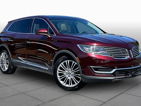 Used 2017 Lincoln MKX Reserve FWD image 3