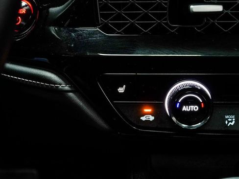 Used 2023 Honda Accord EX-L image 25