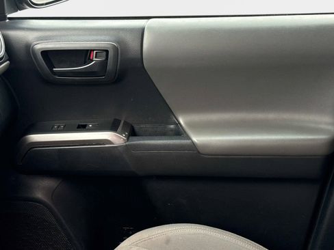 Used 2023 Toyota Tacoma SR5 image 17