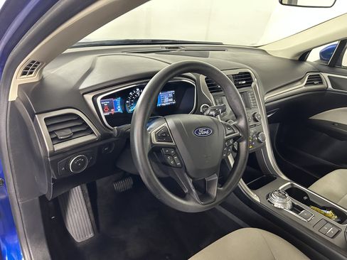 Used 2018 Ford Fusion S FWD image 10