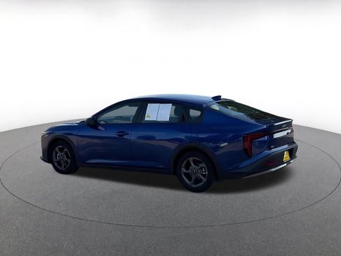 Used 2025 Kia K4 FWD image 10