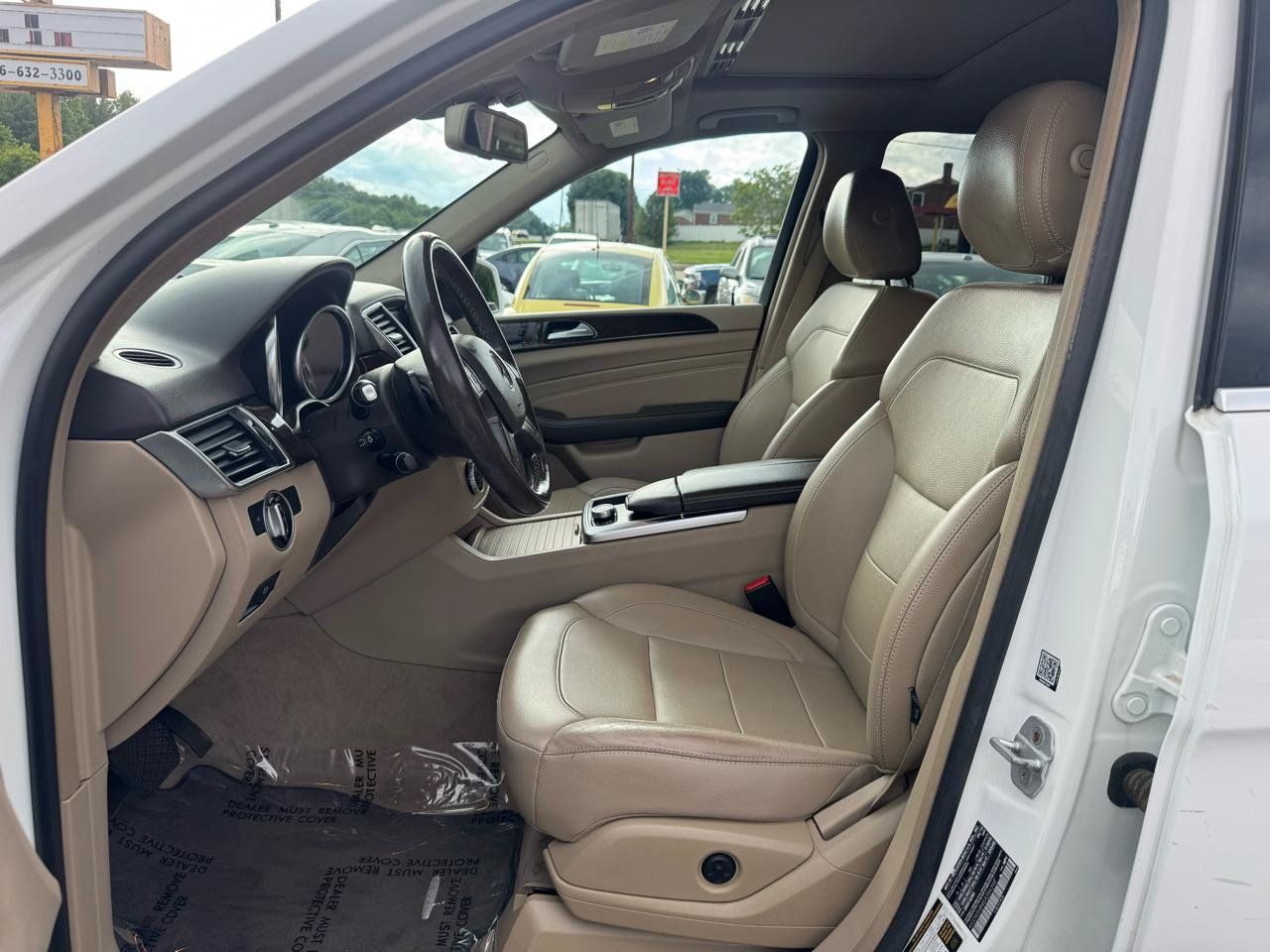 Used 2014 Mercedes-Benz ML 350 4MATIC w/ Premium 1 Package image 10