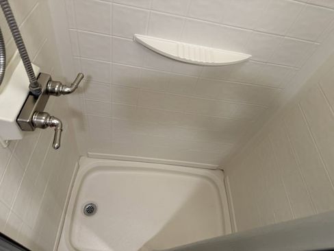 Used 2017 Ford E-450 and Econoline 450 Super Duty w/ Motorhome Prep Package image 69