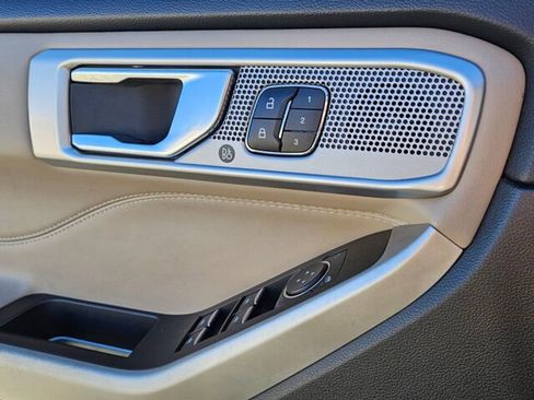 Used 2023 Ford Explorer Limited w/ Equipment Group 301A image 33