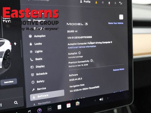 Used 2023 Tesla Model 3 Standard Range image 18