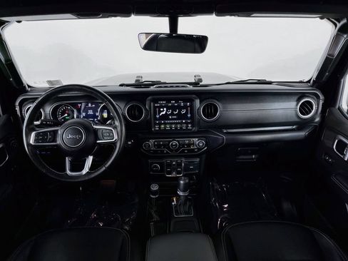 Used 2023 Jeep Wrangler Unlimited Sahara w/ Dual Top Group AWD/4WD image 11