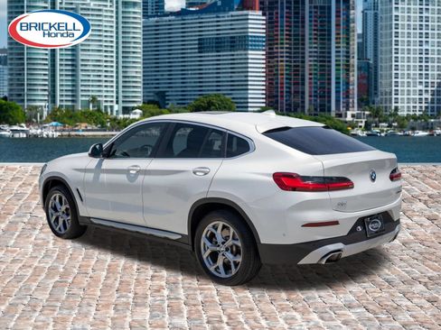Used 2025 BMW X4 xDrive30i AWD/4WD image 7