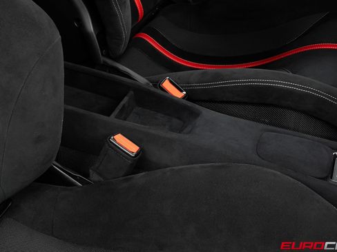 Used 2019 Ferrari 488 Pista Coupe RWD image 40