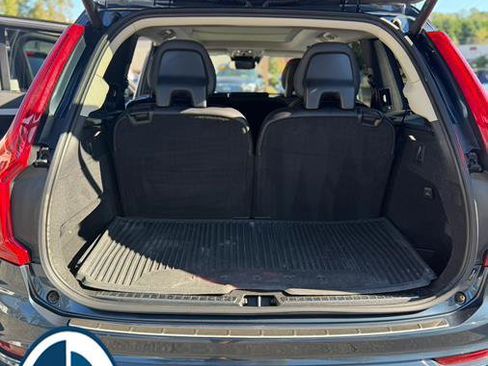 Used 2018 Volvo XC90 T6 Momentum w/ Convenience Package image 14