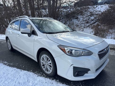 Used 2017 Subaru Impreza 2.0i Premium w/ BSD & Rcta/SRF/Eyesight image 5