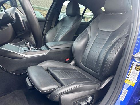 Used 2021 BMW 330i Sedan w/ M Sport Package RWD image 44