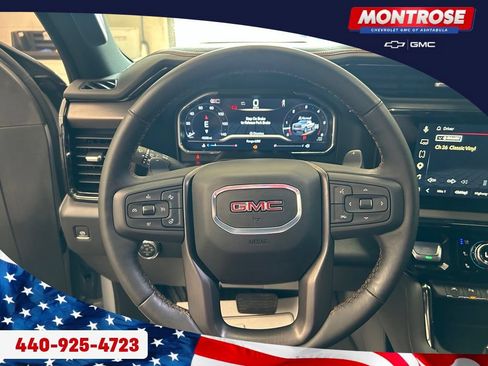 Used 2025 GMC Sierra 1500 AT4 w/ Technology Package AWD/4WD image 14