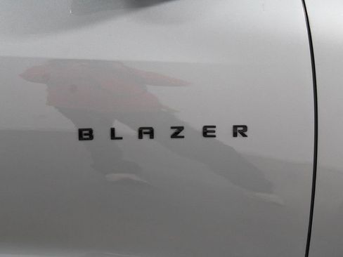 Used 2025 Chevrolet Blazer RS image 12