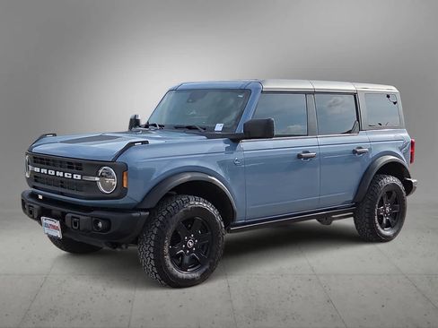 Used 2024 Ford Bronco Black Diamond AWD/4WD image 4
