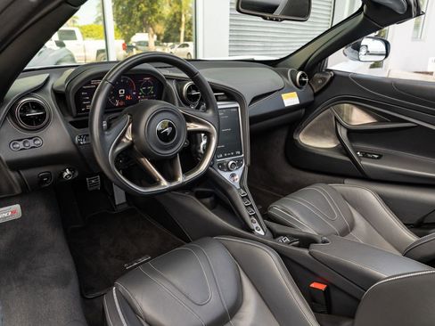 Used 2020 McLaren 720S Luxury image 6