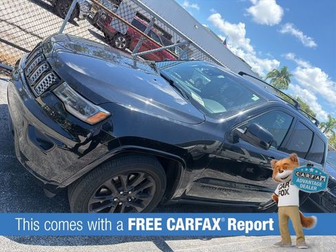 Used 2022 Jeep Grand Cherokee Laredo X RWD image 3