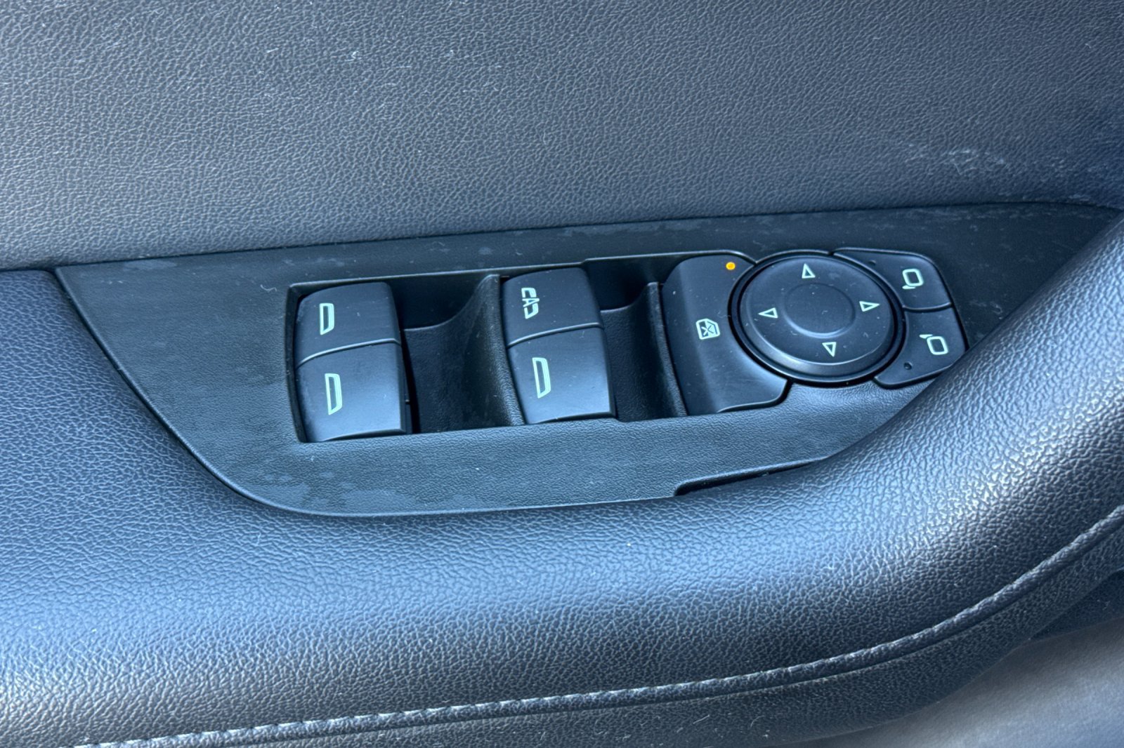 Used 2022 Chevrolet Blazer LT AWD/4WD image 11