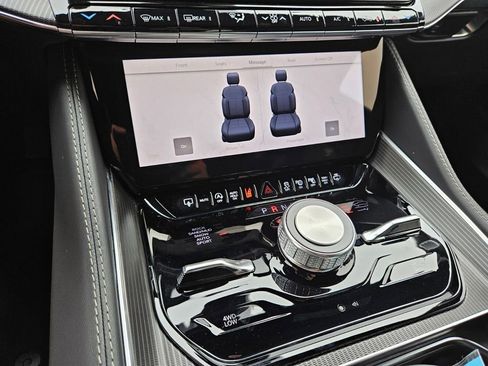 Used 2024 Jeep Grand Wagoneer L Series II w/ Quick Order Packagew 28T image 17