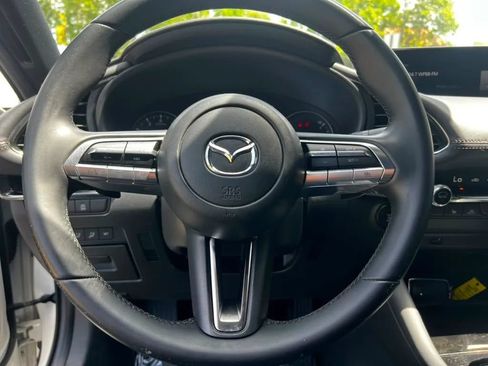 Used 2019 MAZDA MAZDA3 Hatchback w/ Premium Package FWD image 27