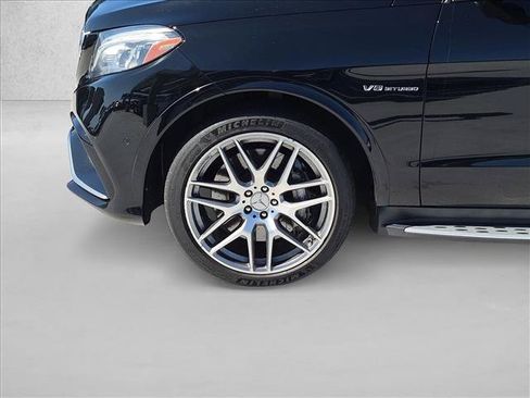 Used 2018 Mercedes-Benz GLE 63 AMG 4MATIC image 13
