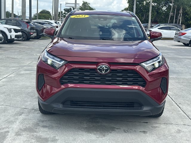 Used 2025 Toyota RAV4 XLE FWD image 3