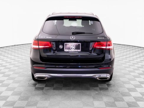 Certified 2019 Mercedes-Benz GLC 300 4MATIC image 4