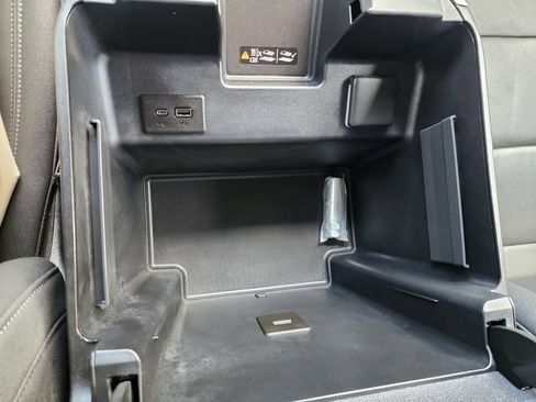 Used 2024 Chevrolet Silverado 2500 LTZ w/ LTZ Convenience Package image 45