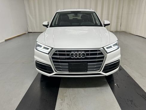 Used 2018 Audi Q5 2.0T Premium Plus w/ Premium Plus Package AWD/4WD image 3