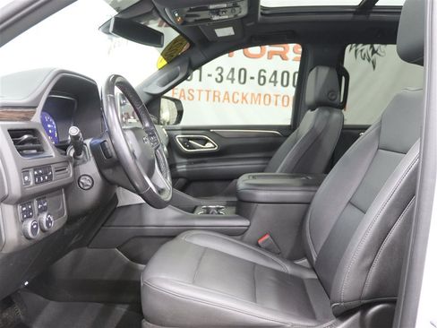 Used 2022 Chevrolet Tahoe Z71 w/ Luxury Package AWD/4WD image 14